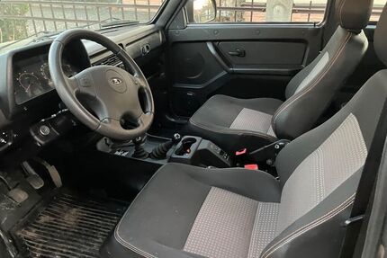 Lada Urban