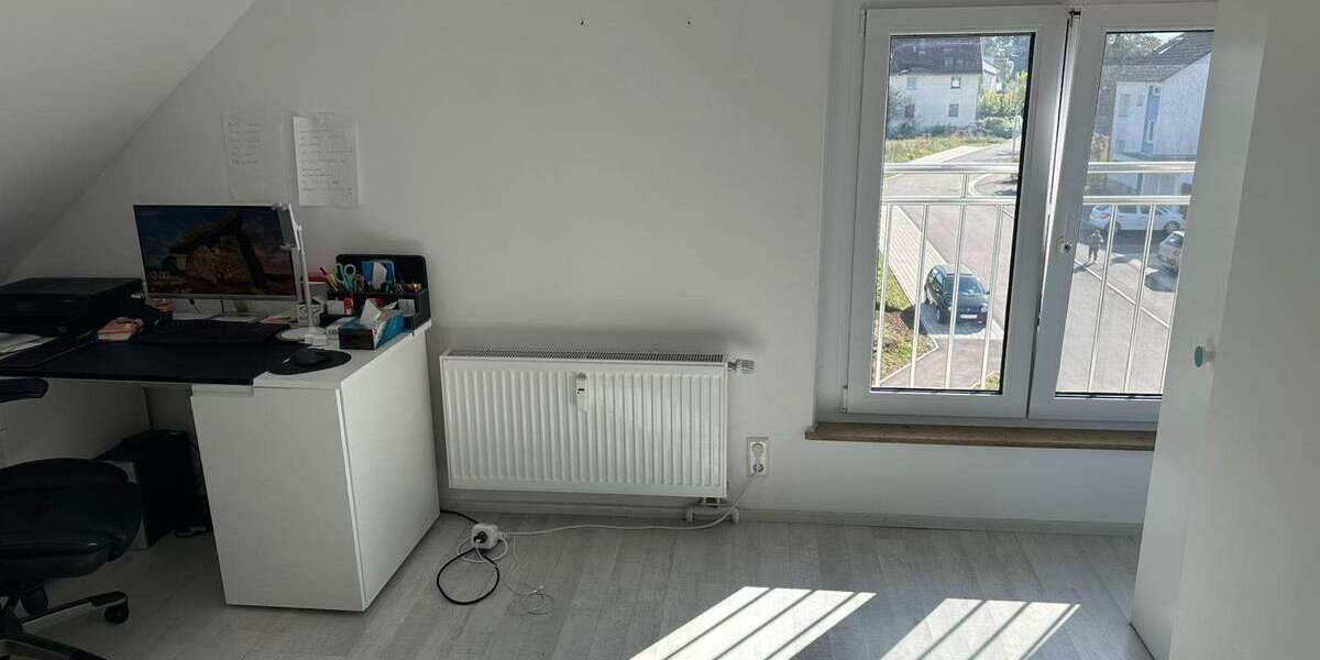 4-Zimmer-Wohnung Kapitalanlage - Dachgeschoßwohnung Süßen | Angebot:24495036