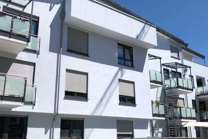Wohnung Velbert Schloß Hardenberg - 4 Zimmer, 190 m&sup2;, 1.500&euro; | Angebot:25832323