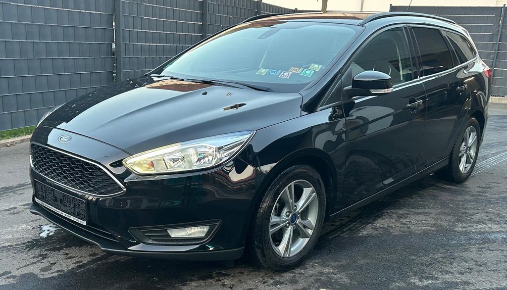 Ford Focus 174.000 km 6.400 &euro; Hünfeld 36088