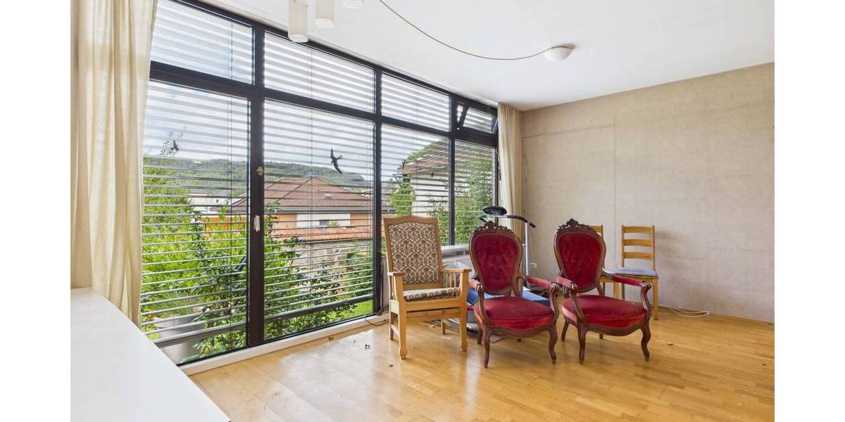 Charmantes Wohn- und Geschäftshaus mit großem Garten. L - Echternach nur 5min! 6 zimmer