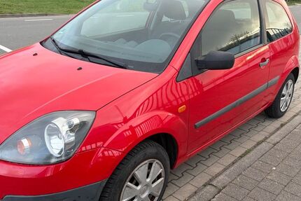 Ford Fiesta 141.000 km 1.600 &euro; Vechta 49377