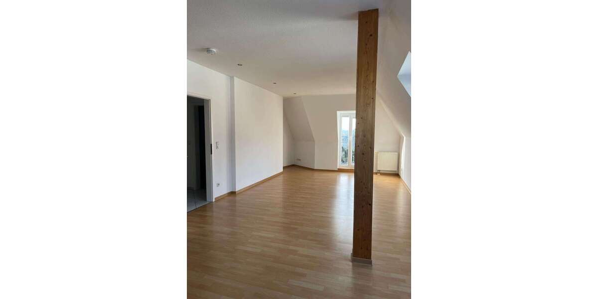 Etagenwohnung Zwickau Marienthal Ost - 3 Zimmer, 84 m&sup2;, 125.000&euro; | Angebot:26243911