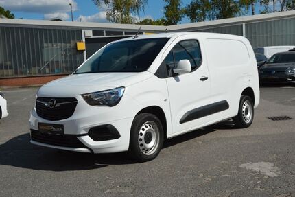 Opel Combo 104.000 km 10.490 € Nürnberg 90469