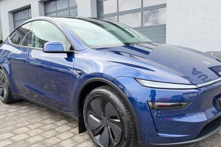 Tesla Model Y 22.500 km 49.950 &euro; Tünsdorf 66693