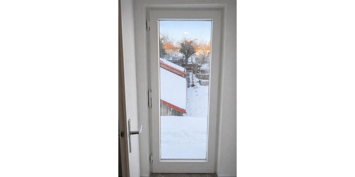 3 Zimmer Wohnung zur VERMIETEN 3 zimmer