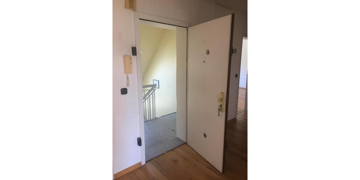 Dachgeschoßwohnung Bremen Hemelingen - 3 Zimmer, 80 m&sup2;, 285.000&euro; | Angebot:26552362