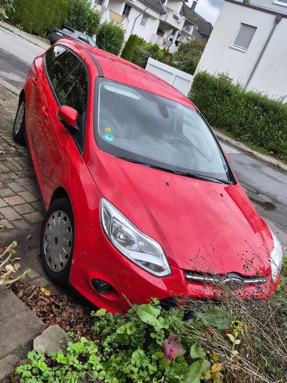 Ford Focus 217.000 km 4.500 € Hattingen 45527