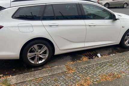 Opel Insignia 122.000 km 17.990 &euro; Berlin 10969