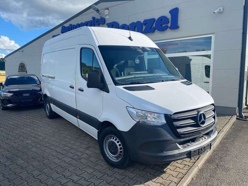 Mercedes-Benz Sprinter 227.500 km 13.983 € Trieb 08239