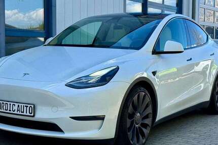 Tesla Model Y 84.000 km 37.995 &euro; Güstrow 18273