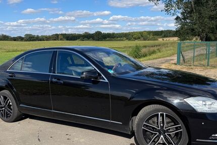 Mercedes-Benz S 500 285.000 km 22.499 € Penzlin 17217