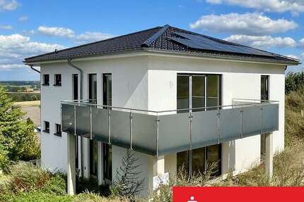 Haus zum Kaufen in Lübbecke 499.000 € 204 m² 9 zimmer