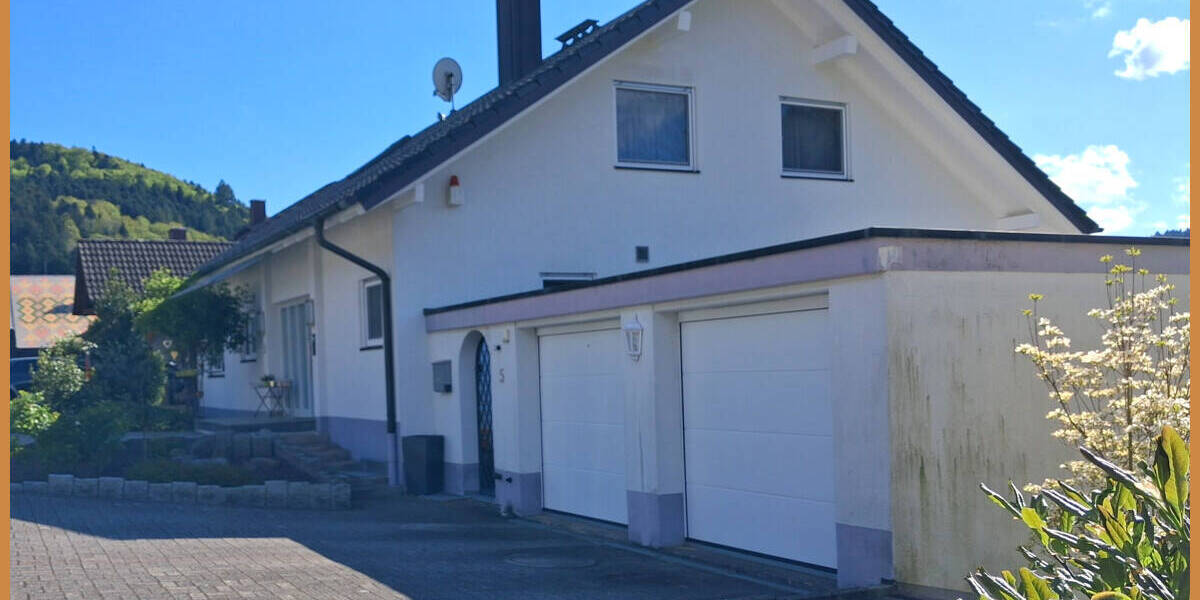 Einfamilienhaus Nordrach - 6 Zimmer, 270 m&sup2;, 650.000&euro; | Angebot:26629201
