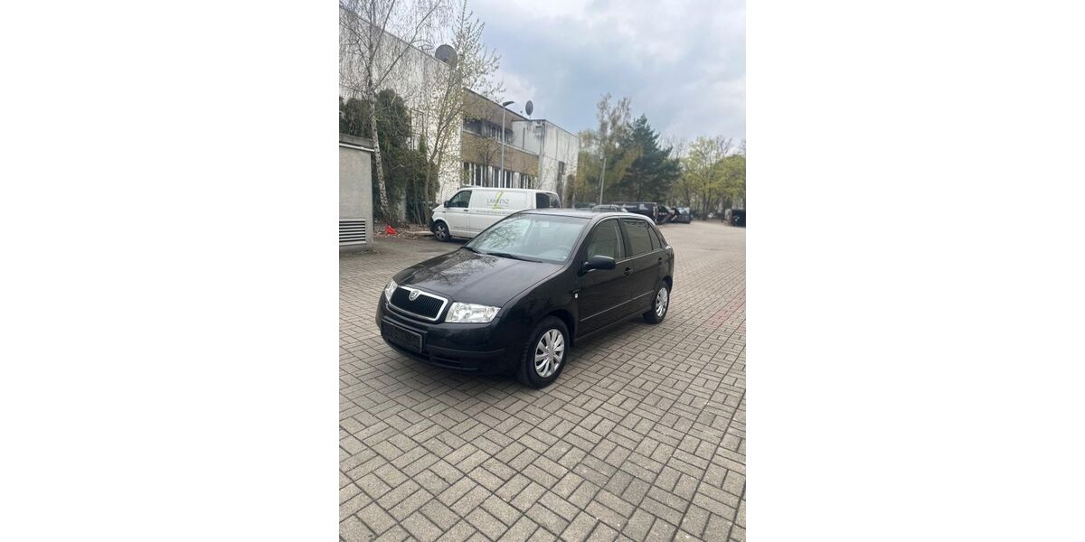 Skoda Fabia 139.871 km 2.999 &euro; Berlin 12349