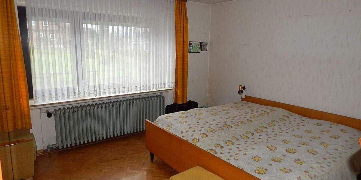 Mehrfamilienhaus, Wohnhaus Uslar Schönhagen - 7 Zimmer, 225 m&sup2;, 139.000&euro; | Angebot:25820757