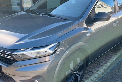 Dacia Sandero 25.150 km 17.690 &euro; Arnsberg 59759