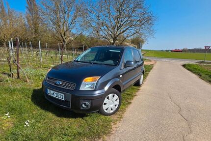 Ford Fusion 154.000 km 2.400 &euro; Hochstadt 76879
