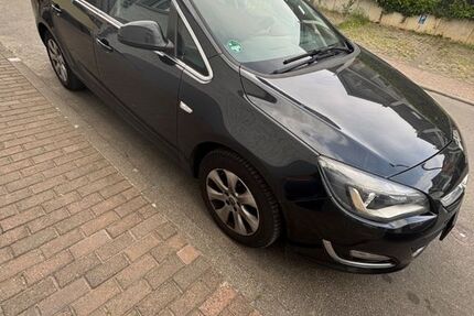 Opel Astra 171.000 km 7.000 € Oestrich Winkel 65375