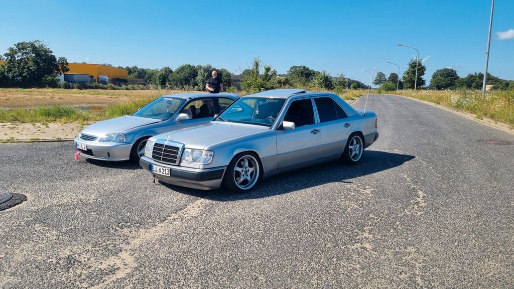 Mercedes-Benz 230 245.000 km 5.500 &euro; Neupotz 76777