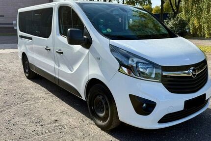 Opel Vivaro 121.500 km 17.500 &euro; Gelsenkirchen 45884