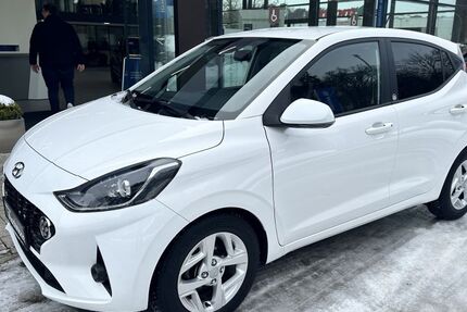 Hyundai i10 44.990 km 12.390 &euro; Espelkamp 32339