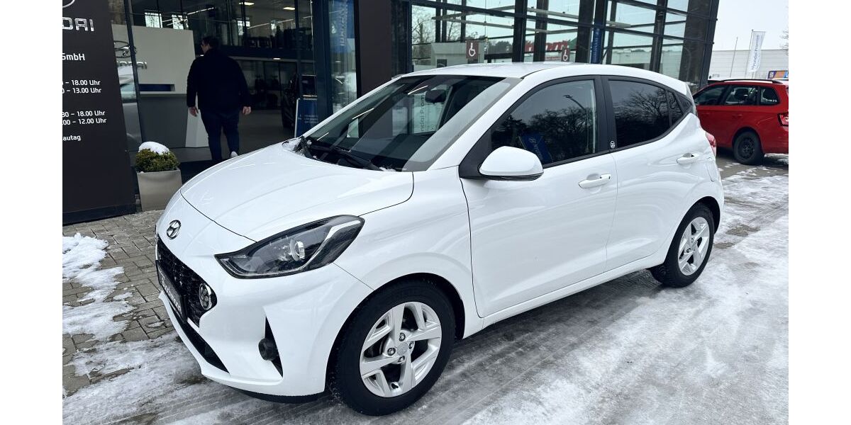 Hyundai i10 44.990 km 12.390 &euro; Espelkamp 32339