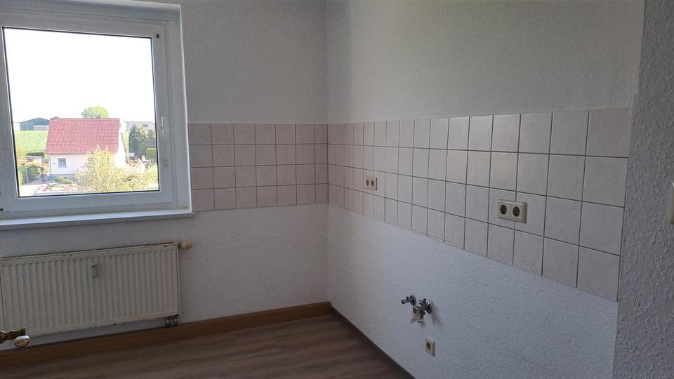 Ruhige 3 Zi. Wohnung mit Bad und PKW Stellplatz in Göda