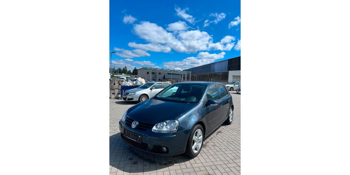 VW Golf 194.572 km 2.490 &euro; Schwarzenbruck 90592