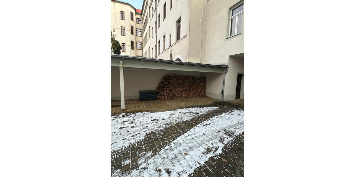 Dachgeschoßwohnung Dresden Neustadt - 5 Zimmer, 180 m&sup2;, 900.000&euro; | Angebot:25611802