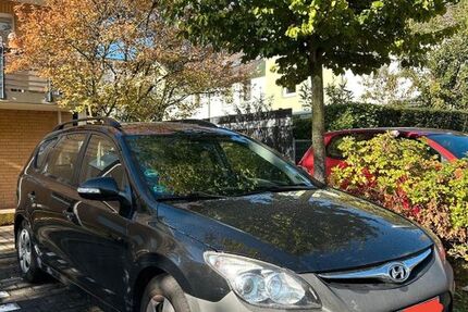 Hyundai i30 140.920 km 3.850 € Frankfurt am Maim 60433
