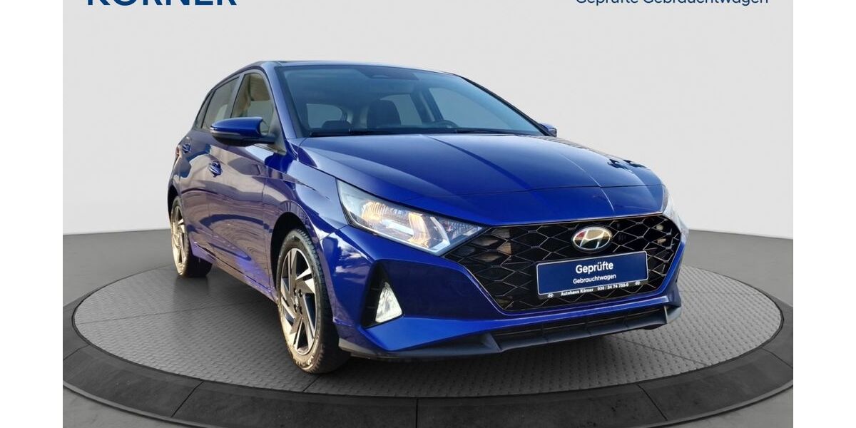 Hyundai i20 62.892 km 15.900 € Berlin 12683