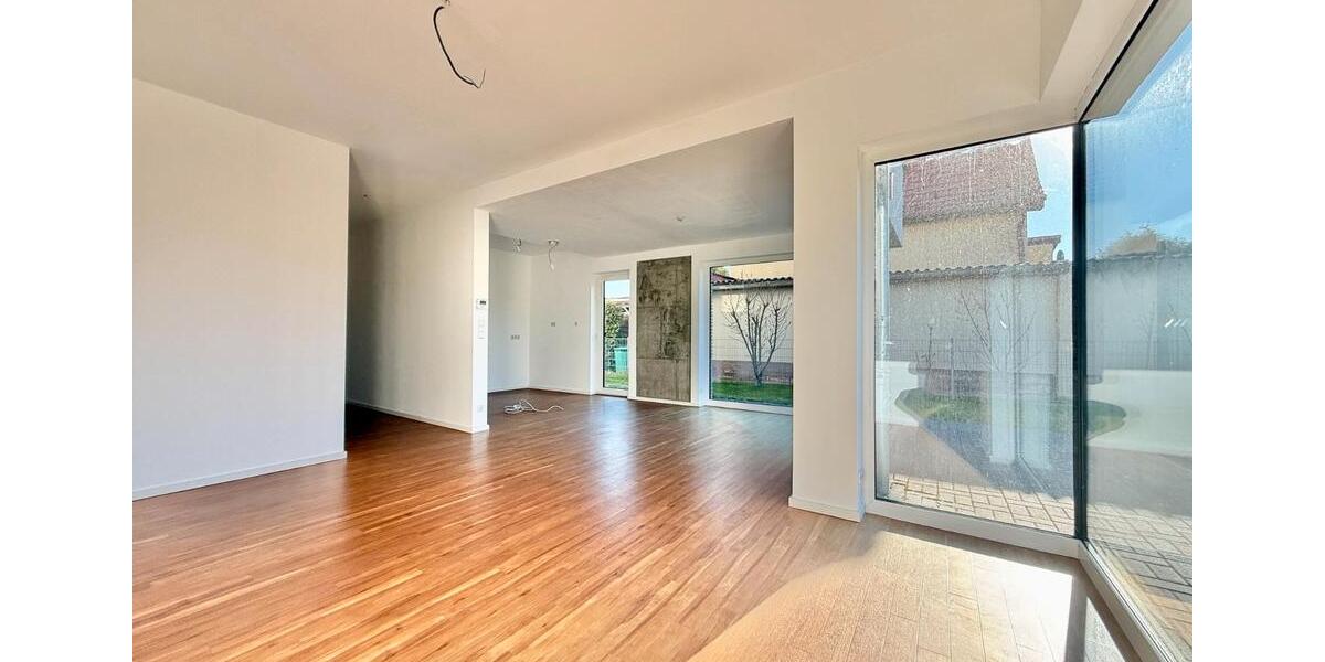 Etagenwohnung Hohen Neuendorf Borgsdorf - 5 Zimmer, 140 m&sup2;, 2.050&euro; | Angebot:26670046