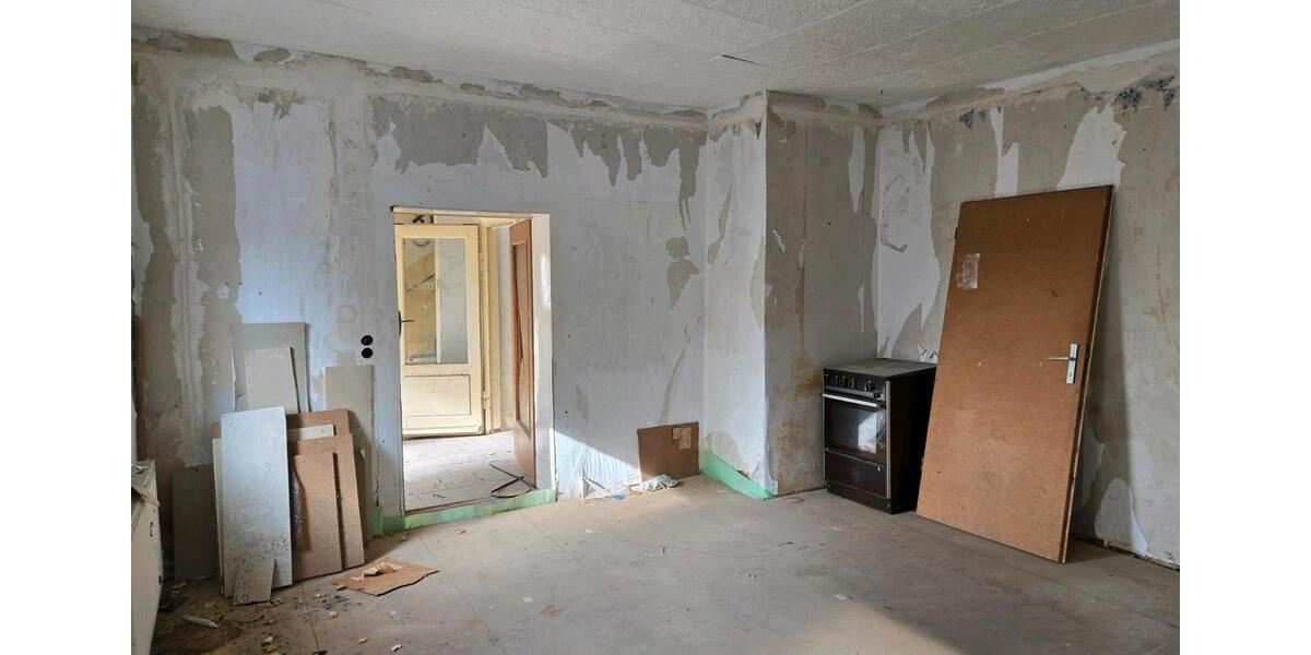 Mehrfamilienhaus, Wohnhaus Löbau - 10 Zimmer, 300 m&sup2;, 41.000&euro; | Angebot:26837285