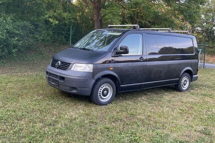 VW T5 Transporter 216.000 km 8.999 &euro; Arnstein 97450