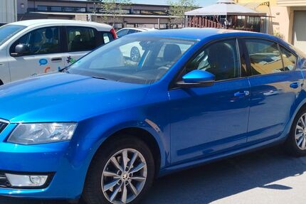 Skoda Octavia 68.000 km 6.400 &euro; Passau 94032