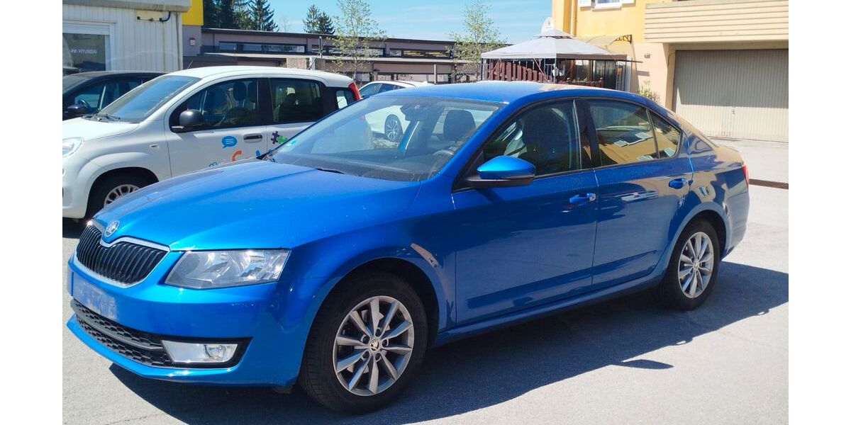 Skoda Octavia 68.000 km 6.400 &euro; Passau 94032