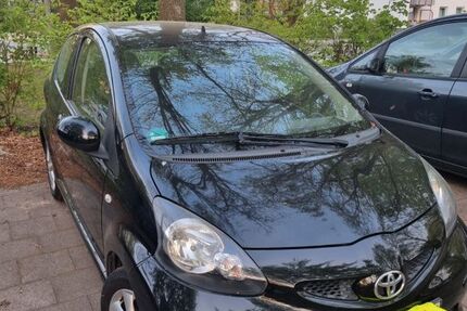 Toyota Aygo (X) 142.000 km 1.100 &euro; Hamburg 22043
