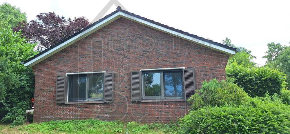 Haus zum Mieten in Bunde 1.050 € 130 m²