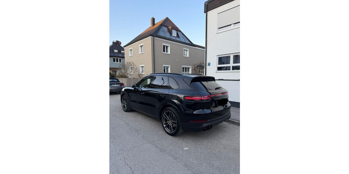 Porsche Cayenne 142.000 km 47.500 &euro; München 80992