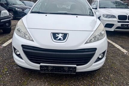 Peugeot 207 162.000 km 2.200 &euro; Karlsruhe 76137