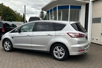 Ford S-Max 50.897 km 26.100 € Enger 32130