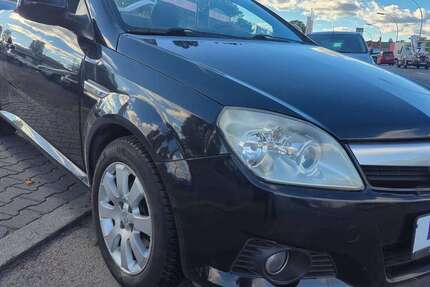 Opel Tigra 150.000 km 2.499 &euro; Berlin 13597