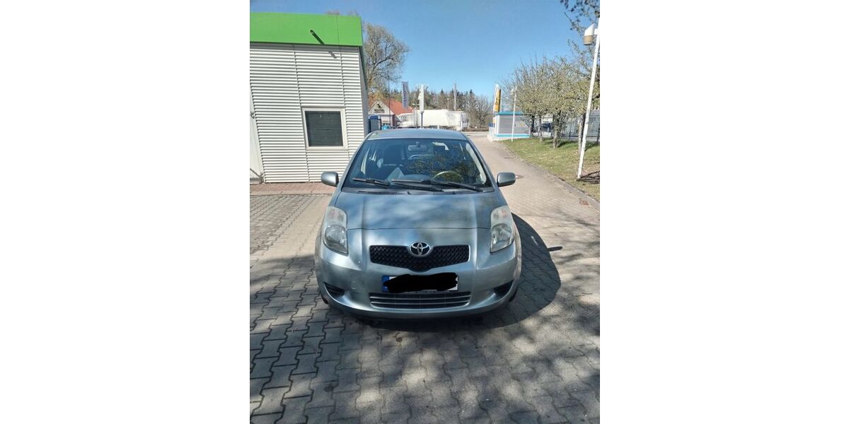 Toyota Yaris 197.000 km 2.850 &euro; Kiel 24109