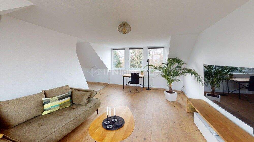 Etagenwohnung Rostock Dierkow-Neu - 2 Zimmer, 105 m&sup2;, 1.155&euro; | Angebot:25837652