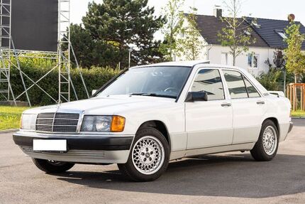 Mercedes 190