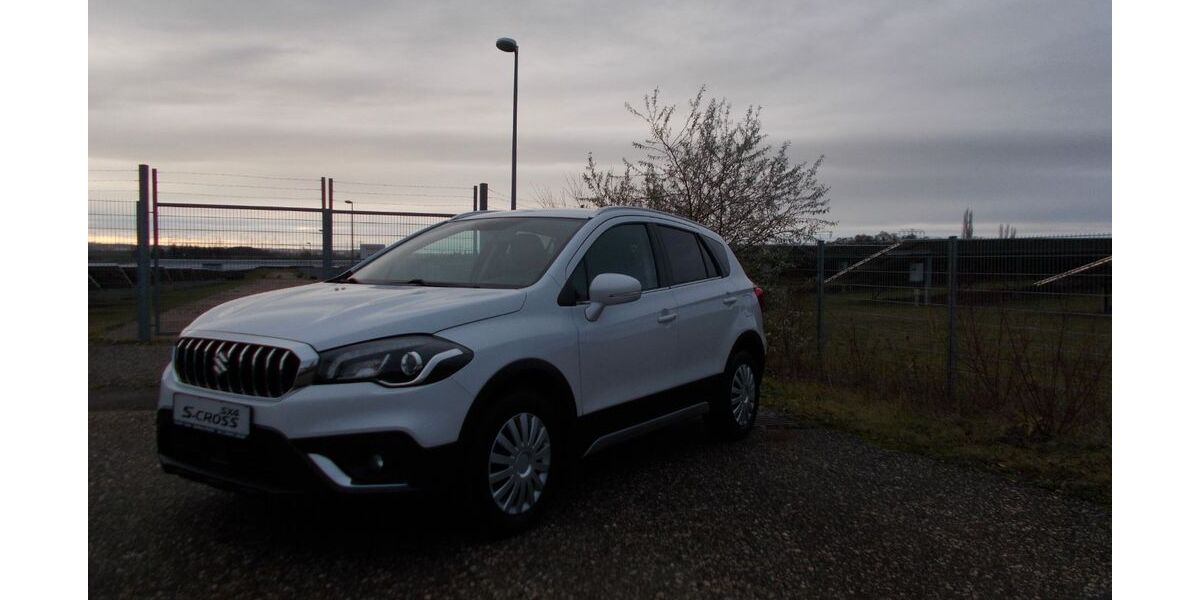Suzuki SX4 67.000 km 15.900 &euro; Weißenfels 06667