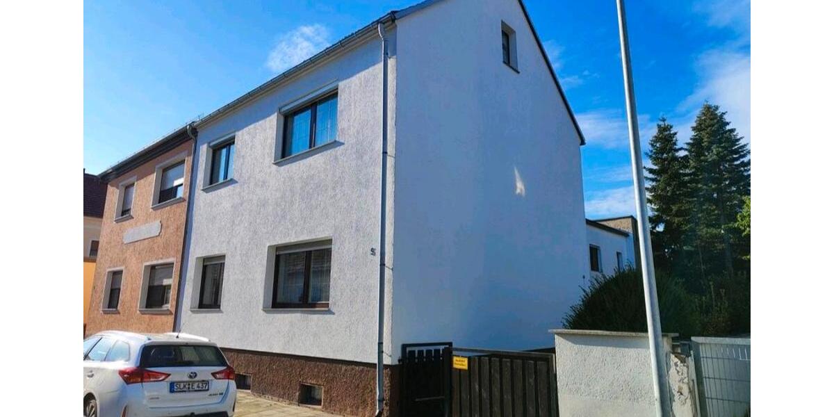 Doppelhaushälfte Wolmirstedt - 5 Zimmer, 180 m&sup2;, 125.000&euro; | Angebot:25086543