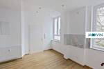 Bezaubernde und frisch modernisierte 3-Zimmer-AltbauWohnung mit Tageslichtbad