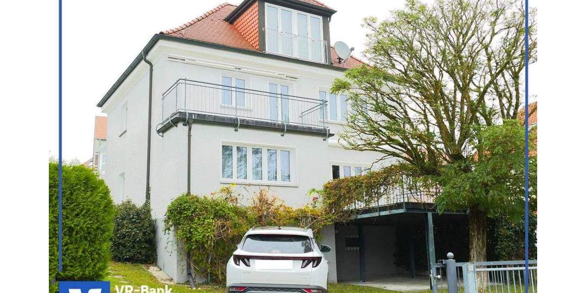 Alle unter einem Dach: Zentrales Zweifamilienhaus mit tollem Ausblick! 5 zimmer